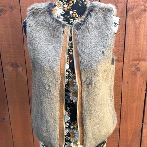 H&M faux fur vest size S